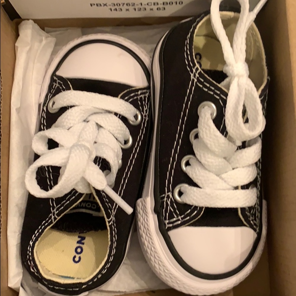 Black size 3 toddler converse